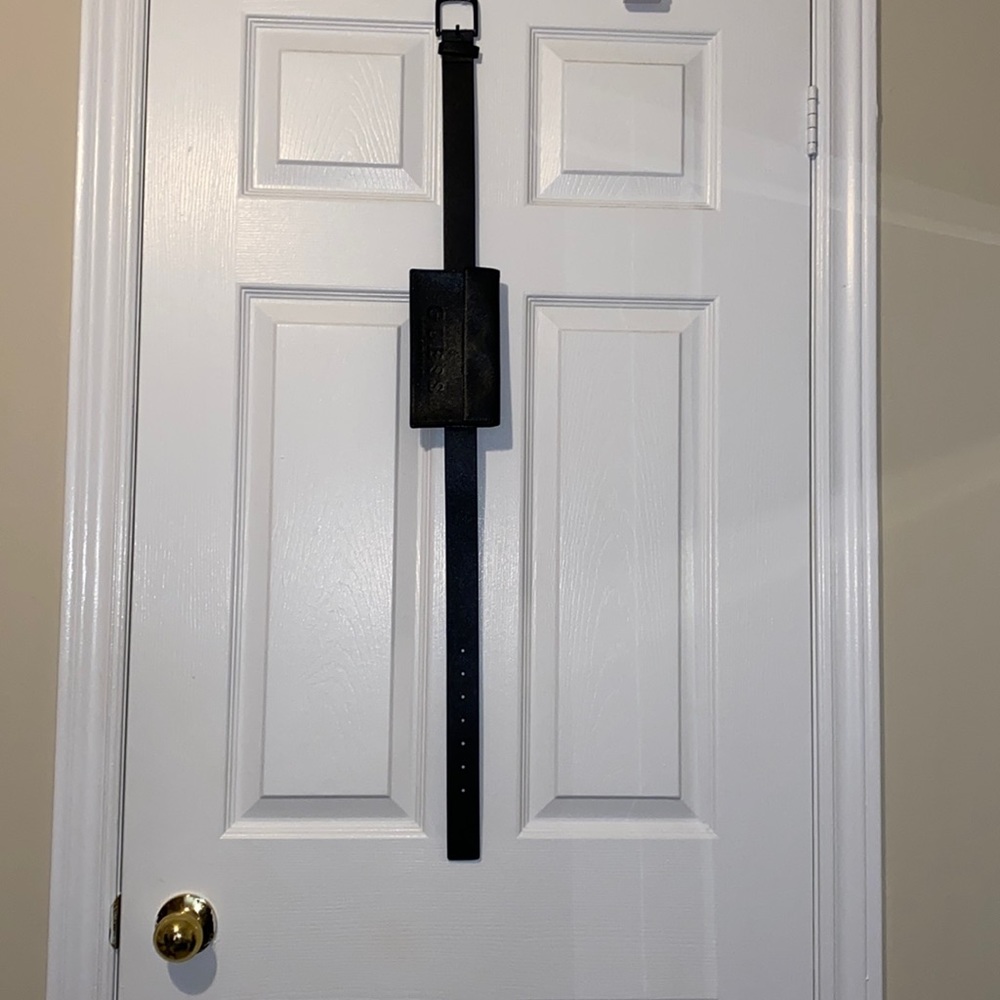 Guess belt with pouch